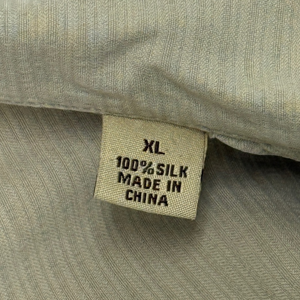 Tommy Bahama Men’s XL Beige 100% Silk Short-Sleeve Camp Casual Button Down Shirt - Picture 4 of 5